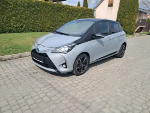 Toyota Yaris III Hybrid 100 Selection Passion 2018