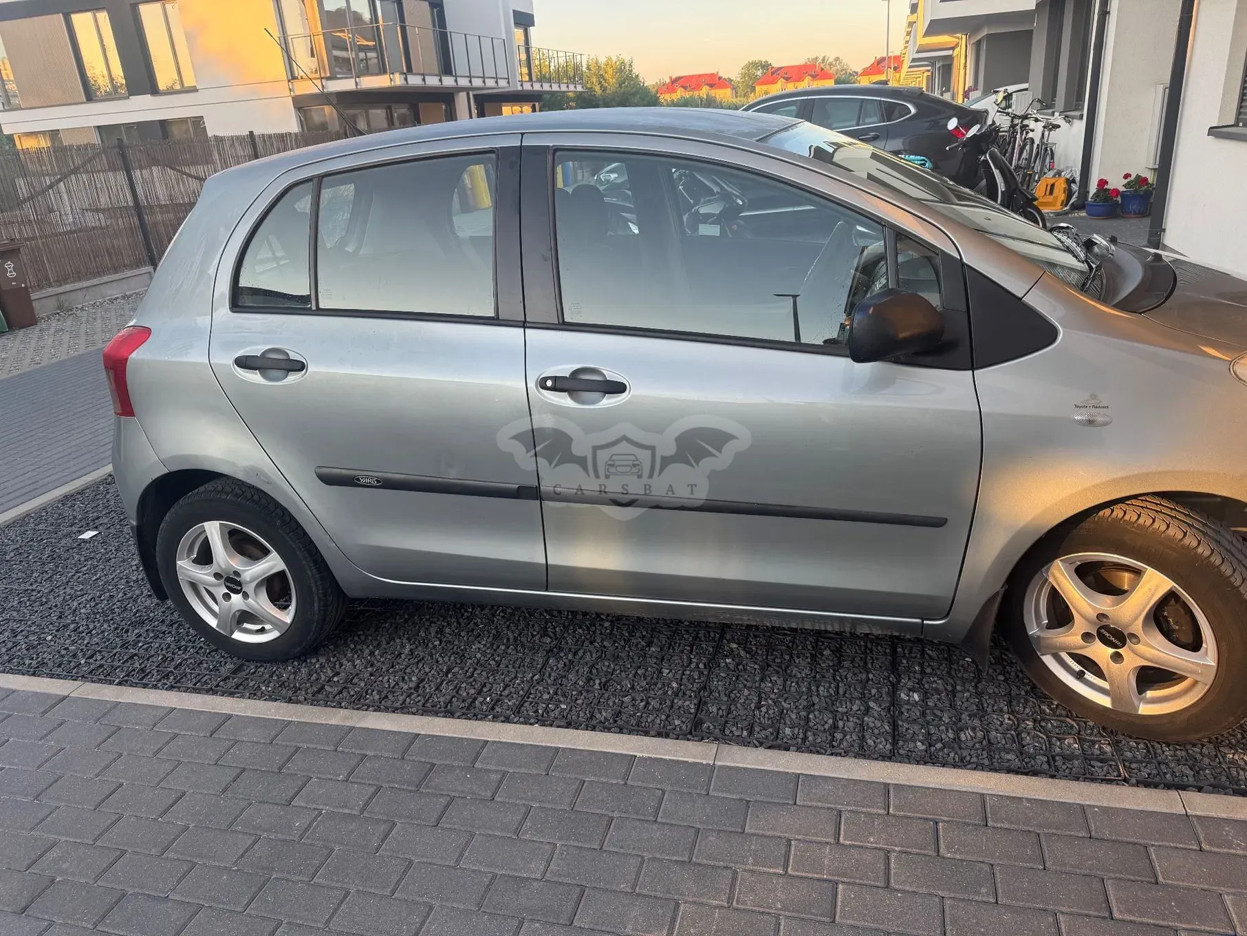 Toyota Yaris II 1.3 Terra Premium 2008