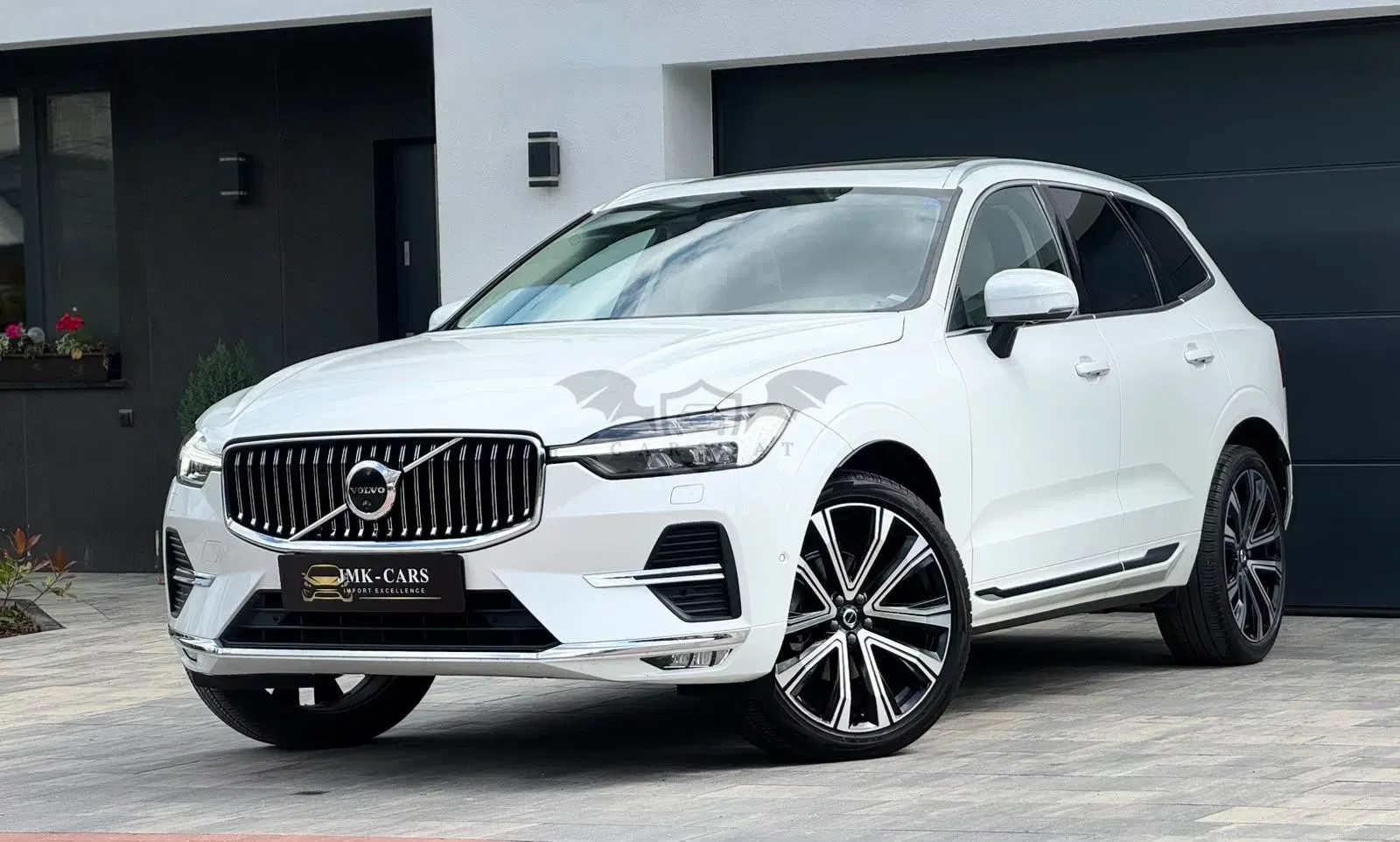 Volvo XC60 II B5 B AWD Ultimate Bright 2023