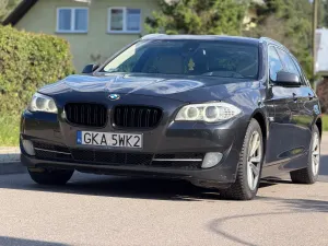 BMW 5 Series F10/F11 520d Sport-Aut 2011