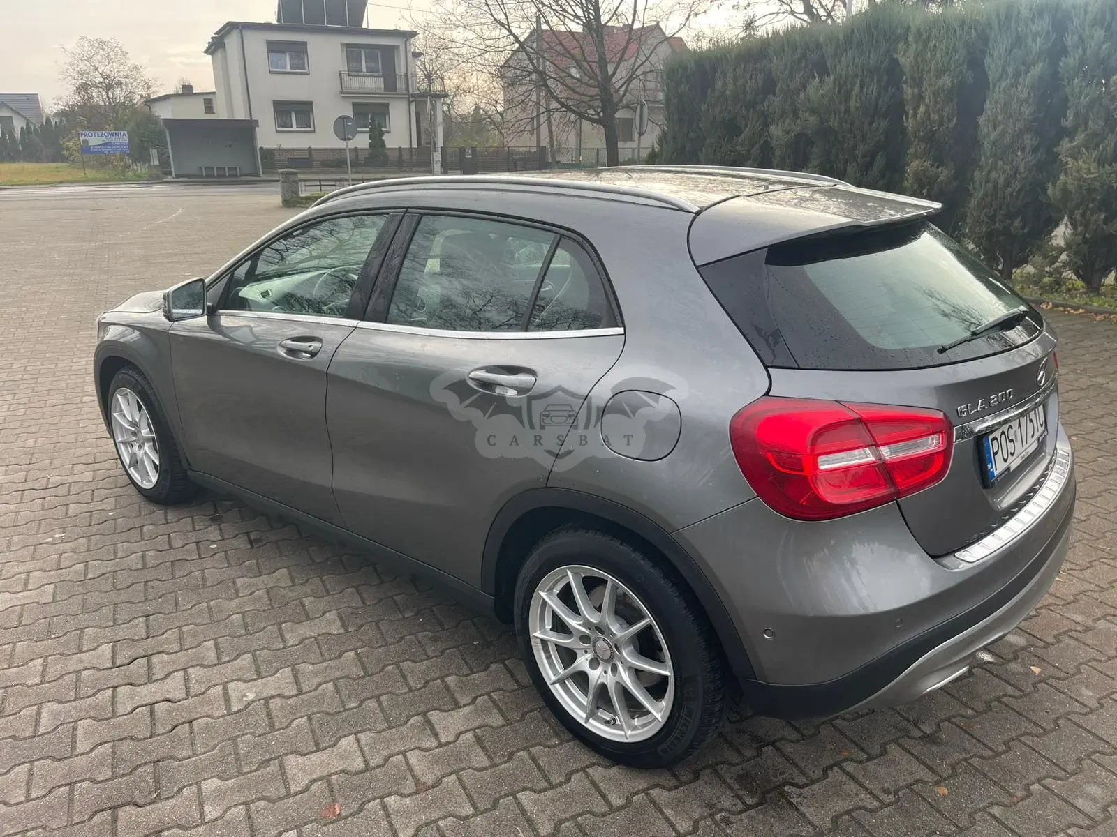 Mercedes-Benz GLA 200 7G-DCT AMG Line 2016