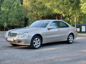 Mercedes-Benz E W211 320 CDI Avantgarde 2004