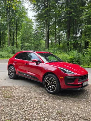 Porsche Macan I 2023