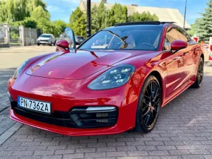 Porsche Panamera 4S 2019