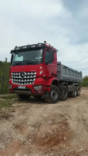 Mercedes-Benz Arocs 2015