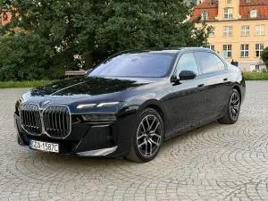 BMW 7 Series G70 740d xDrive mHEV sport 2023