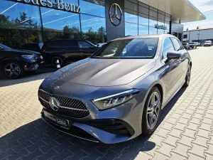 Mercedes-Benz A W177 200 AMG Line 7G-DCT 2023