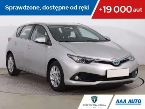 Toyota Auris II 2016