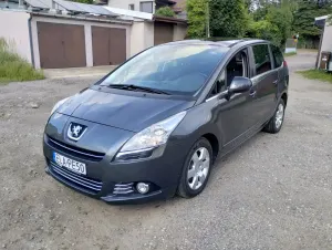 Peugeot 5008 I 2.0 HDi Family 2012