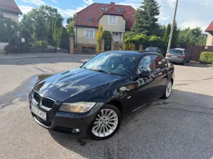 BMW 3 Series E90/E91/E92/E93 318i 2010