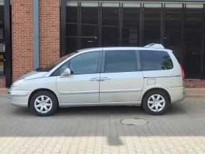 Peugeot 807 HDi 135 Premium 2013