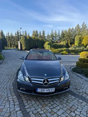 Mercedes-Benz E W212/W207 2009