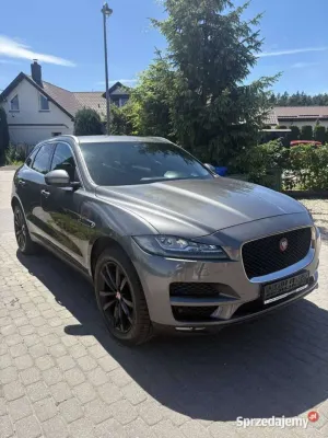 Jaguar F-Pace 2016