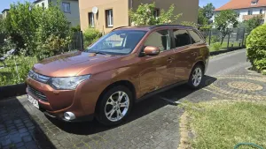 Mitsubishi Outlander III 2.0 Instyle Navi CVT 2013