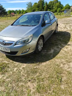 Opel Astra J 1.7 CDTI 2010