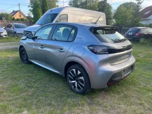 Peugeot 208 II PureTech 100 Style 2025