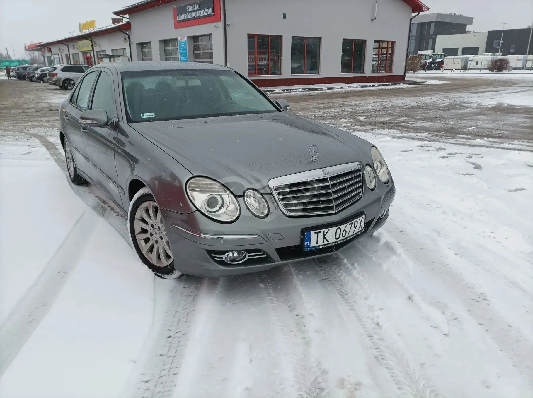Mercedes-Benz E W211 2008