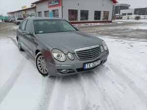 Mercedes-Benz E W211 2008