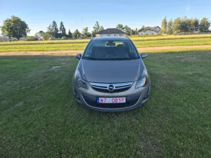 Opel Corsa D 1.4 16V Enjoy 2012