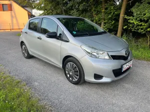 Toyota Yaris III 1.0 VVT-i Edition 2012