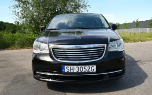 Chrysler Town & Country V 2012