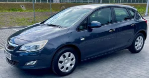 Opel Astra J 1.6 2010