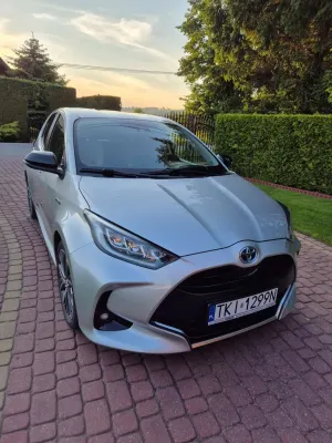 Toyota Yaris IV 2021