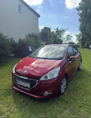 Peugeot 208 I 1.4 HDi Active 2012