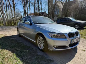 BMW 3 Series E90/E91/E92/E93 325i Edition Lifestyle 2009