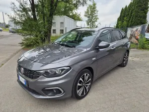 Fiat Tipo II 1.4 T-Jet 16v Lounge 2018