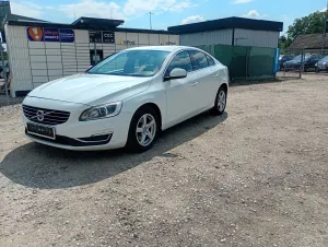 Volvo S60 II D3 Geartronic Momentum 2015