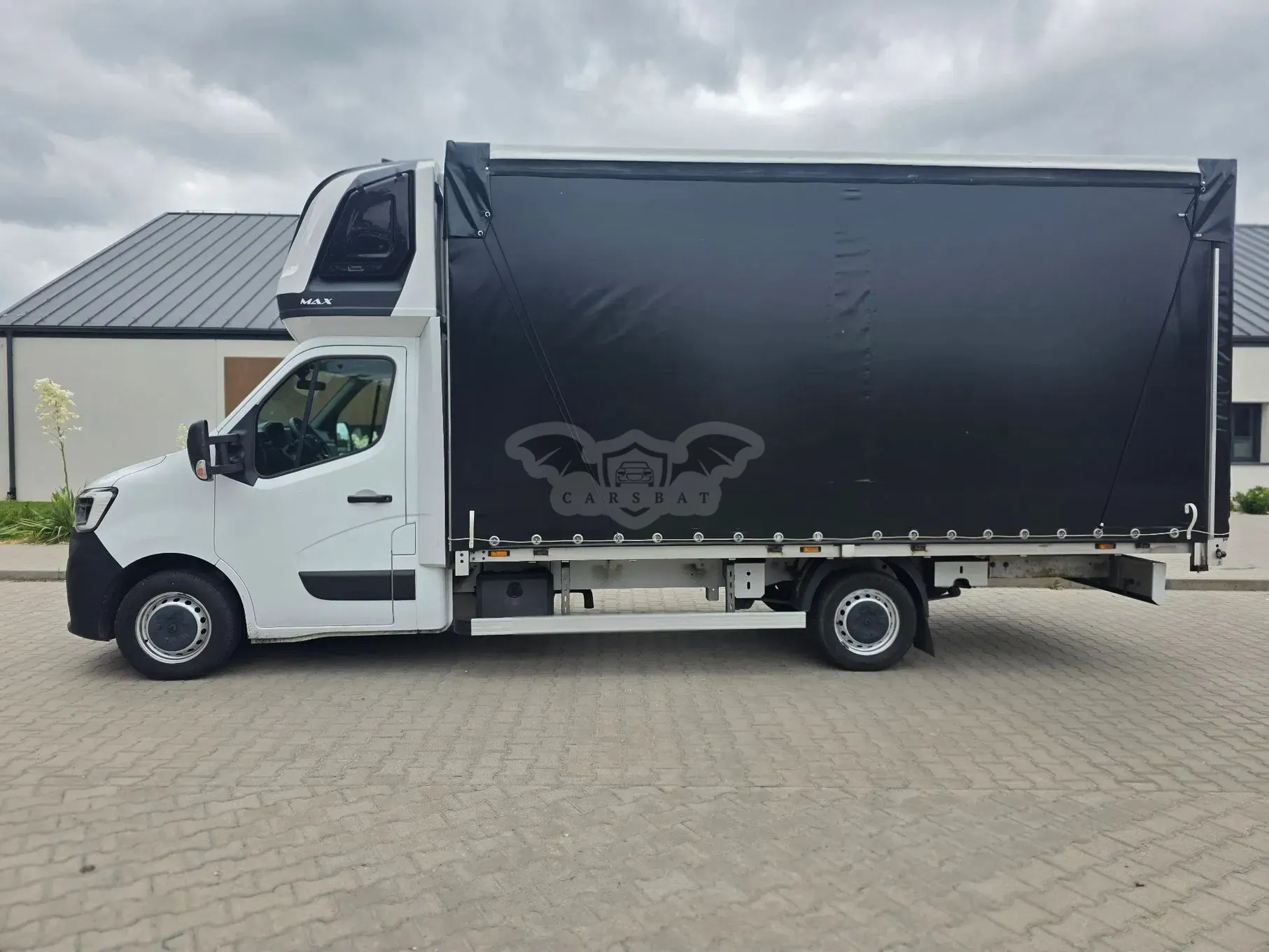 Renault Master 2021
