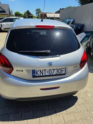Peugeot 208 I 82 PureTech Style 2016