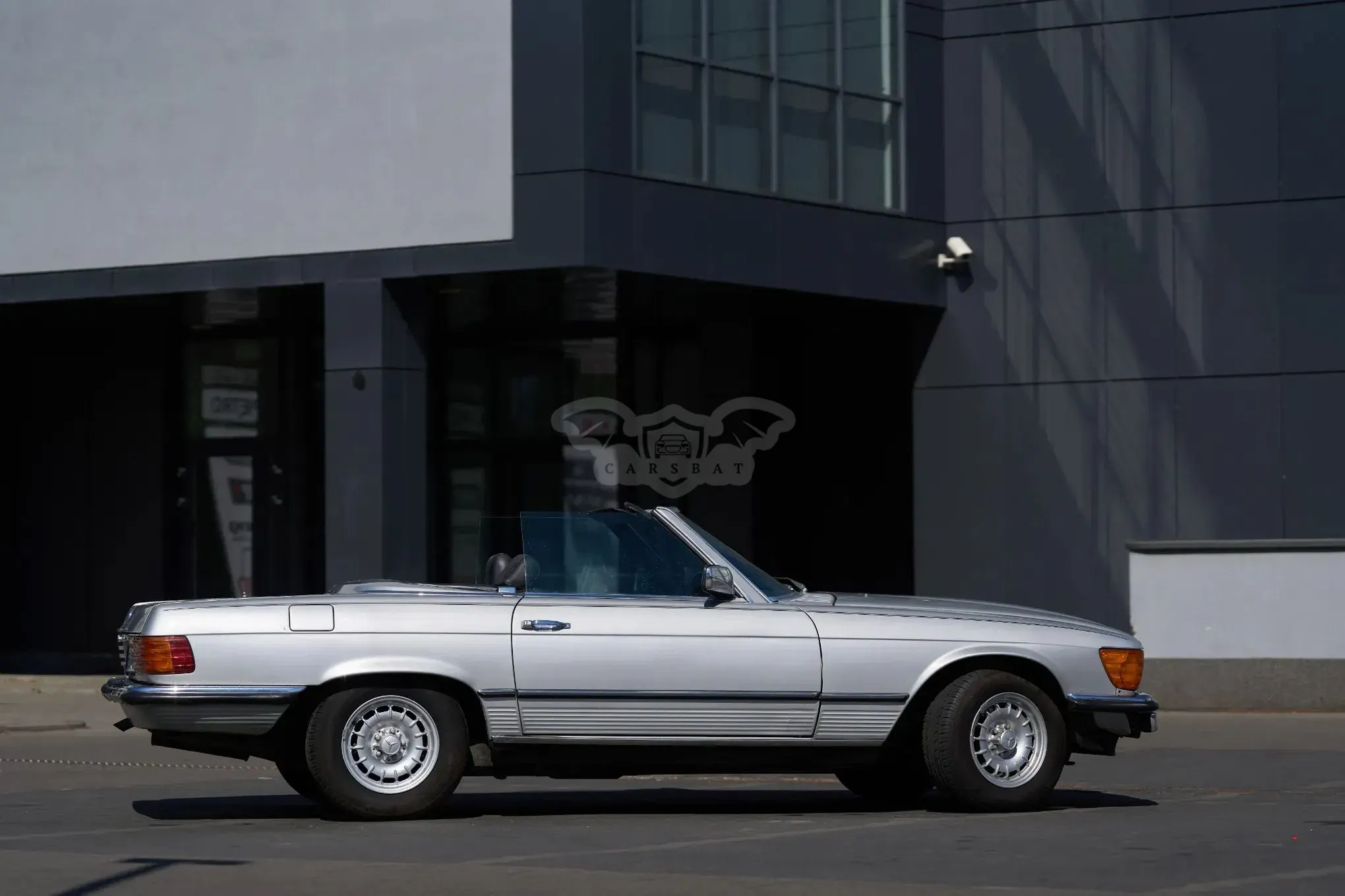 Mercedes-Benz SL R107 1982