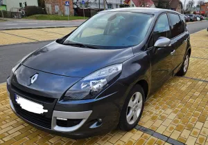 Renault Scenic III 1.5 dCi Tech Run EDC 2010