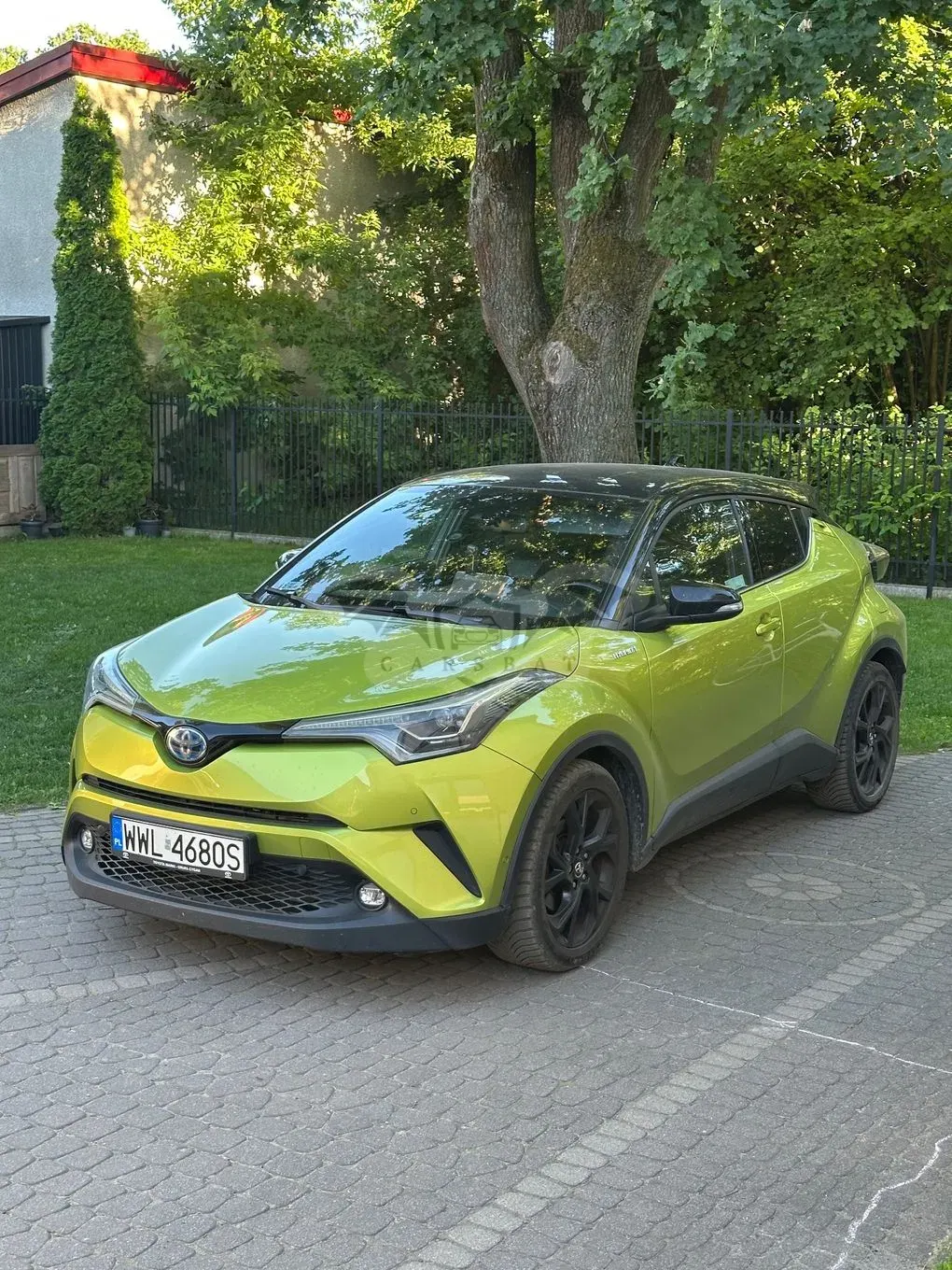 Toyota C-HR 1.8 Hybrid Neon Lime powered by JBL 2019
