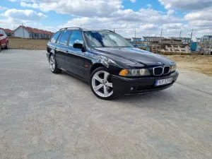 BMW 5 Series E39 525i 2000