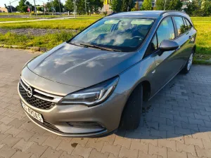Opel Astra K 1.4 T Enjoy 2017