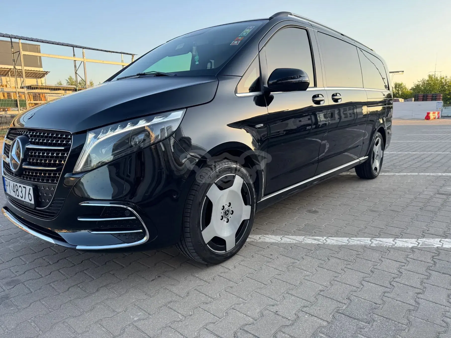 Mercedes-Benz V II 300 d 4-Matic 9G-Tronic Exclusive (ekstra d³) 2023