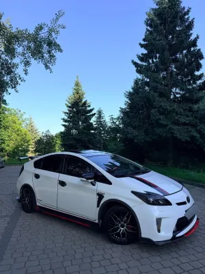 Toyota Prius III 1.8 HSD Premium 2012