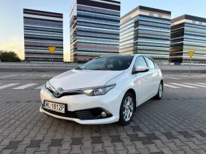 Toyota Auris II Hybrid 135 Comfort 2016