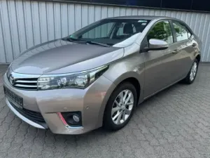 Toyota Corolla Seria E16 1.6 Valvematic Life Plus 2015