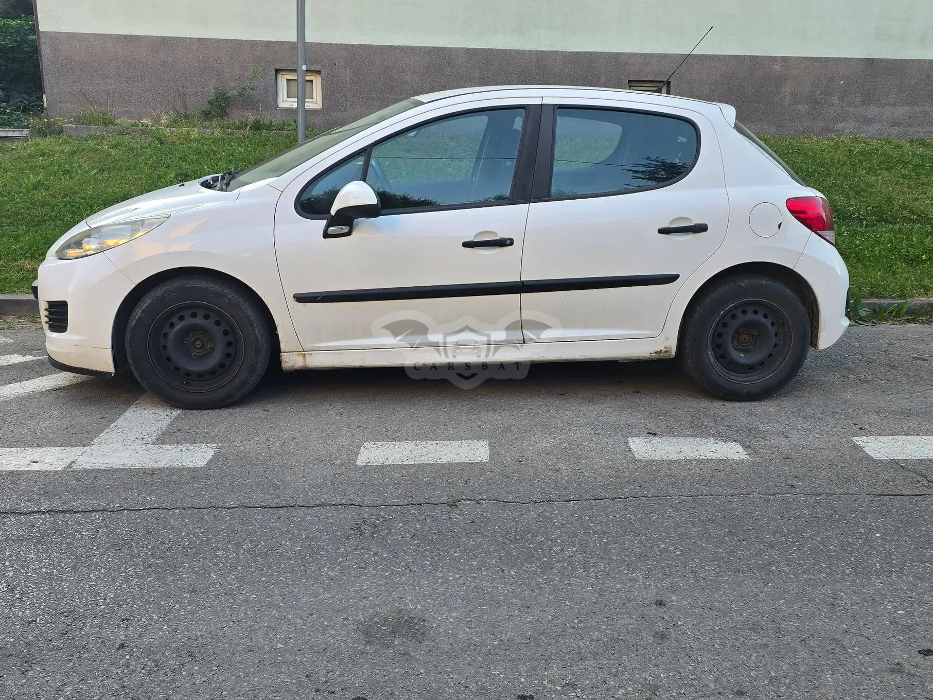 Peugeot 207 1.4 HDi Active 2011