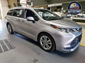 Toyota Sienna 2024