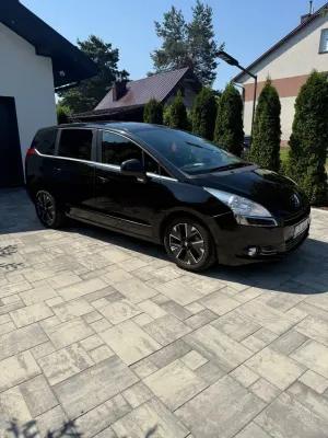 Peugeot 5008 I HDI FAP 110 Business-Line 2012