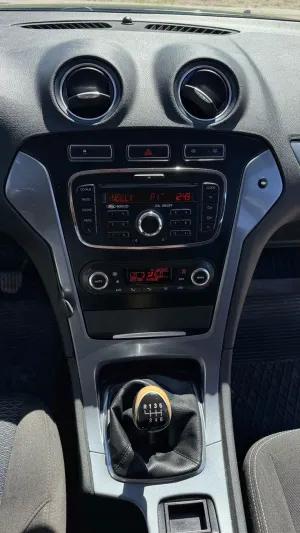 Ford Mondeo Mk4 2.0 TDCi Ambiente 2011