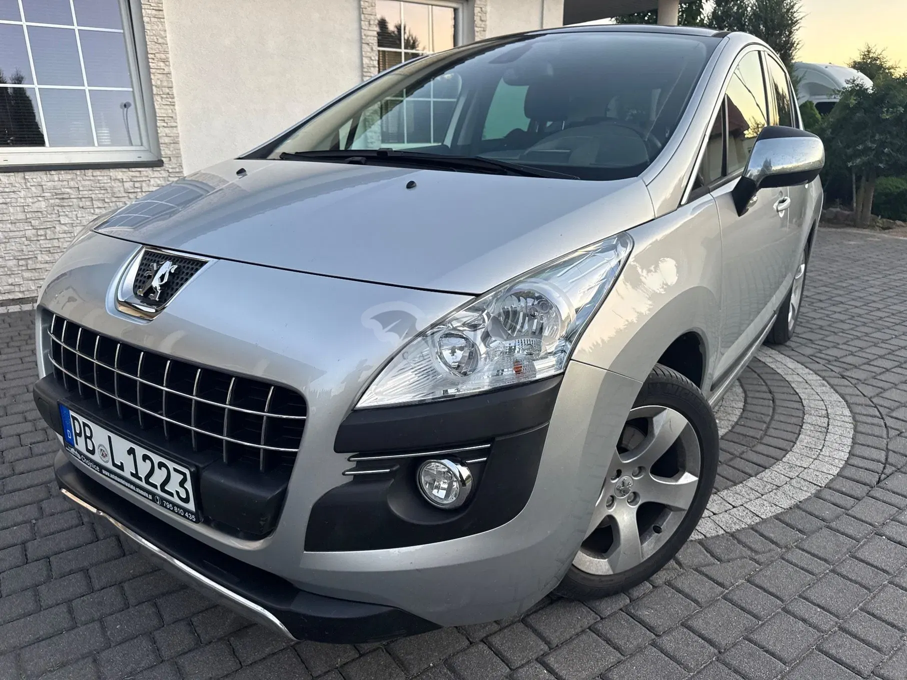 Peugeot 3008 I 1.6 Premium 2011