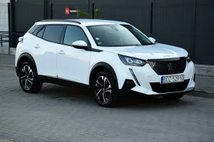 Peugeot 2008 II 1.5 BlueHDi Allure S&S EAT8 2021