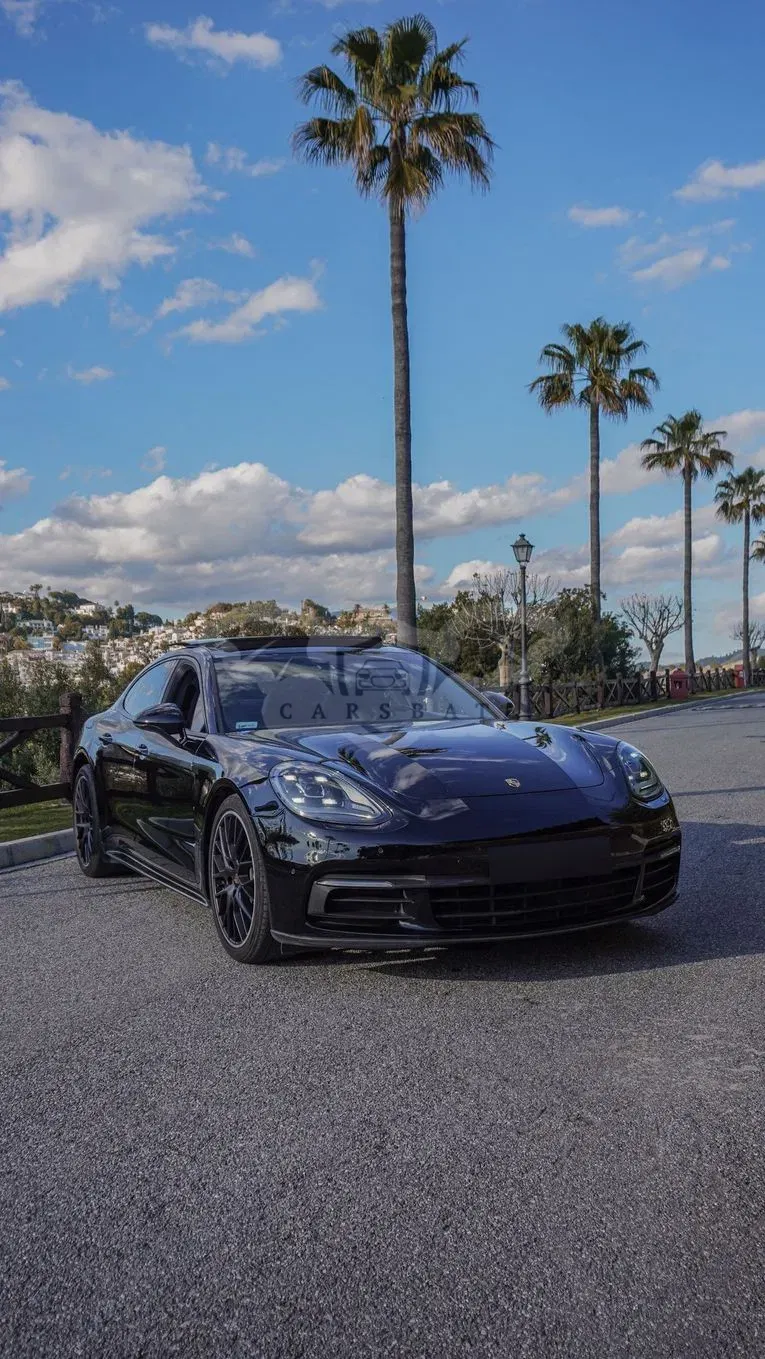 Porsche Panamera 4 2018