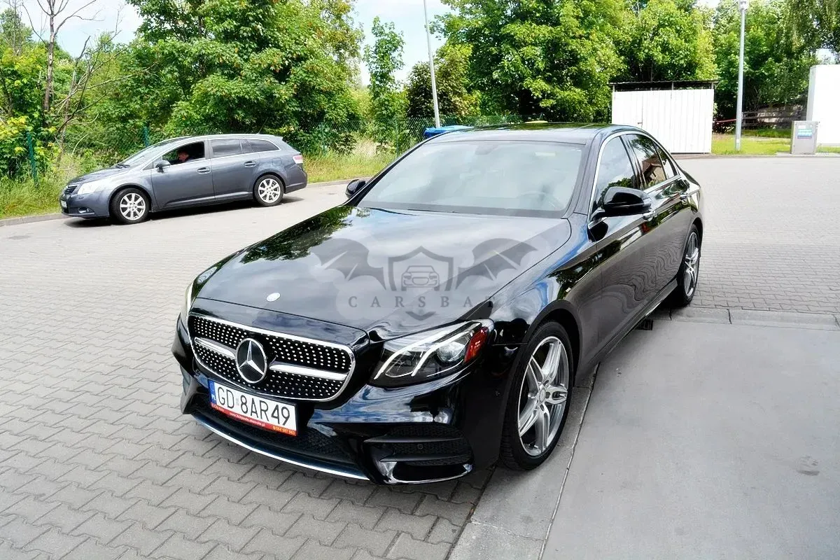 Mercedes-Benz E W213 300 9G-TRONIC AMG Line 2017